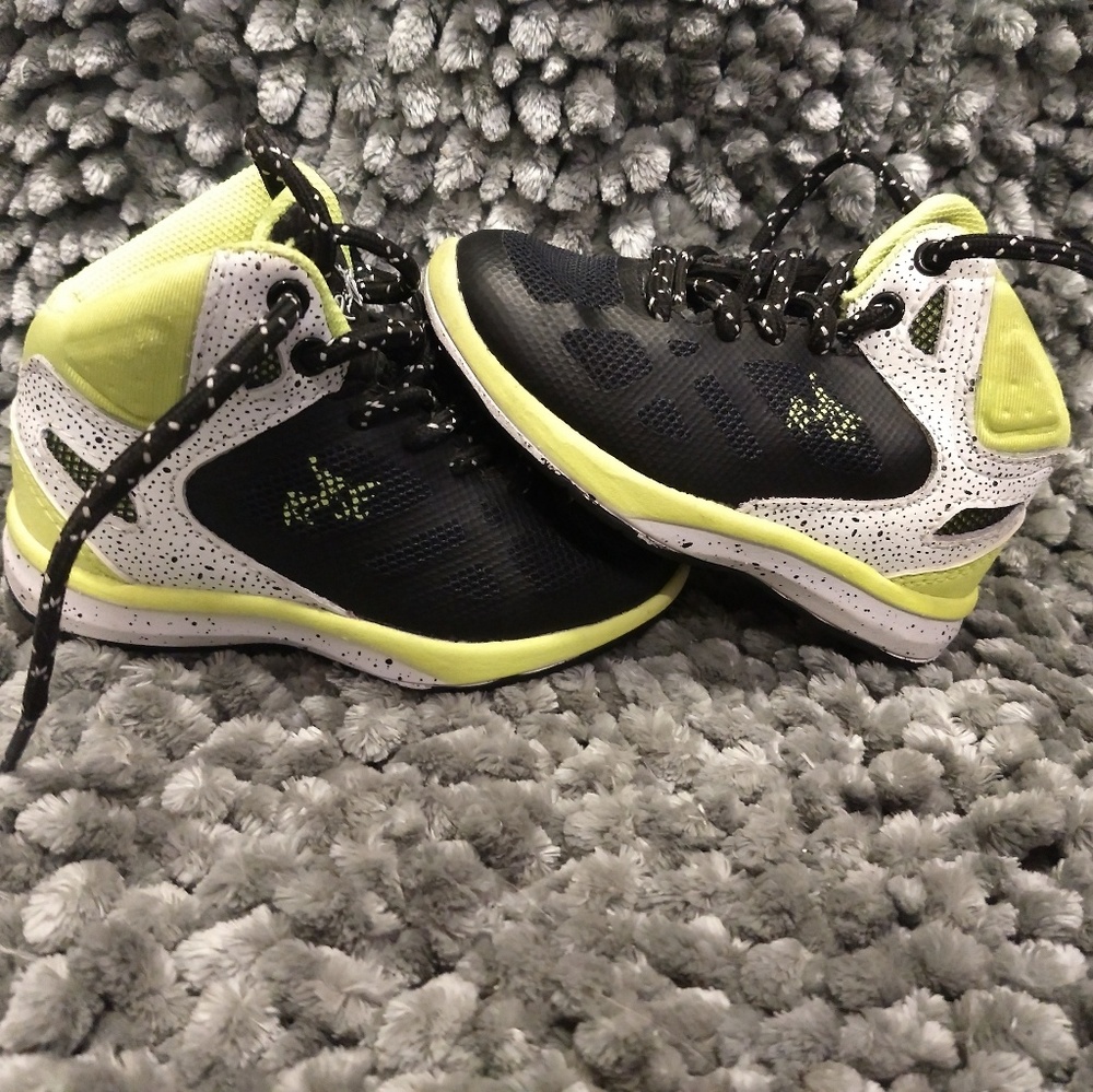 Little boys Rise Shoes